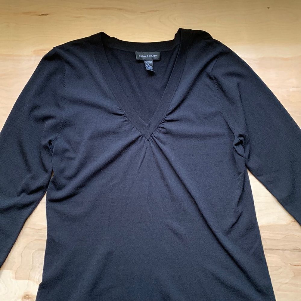 Cable & Gauge Black Sweater - Picture 2 of 7